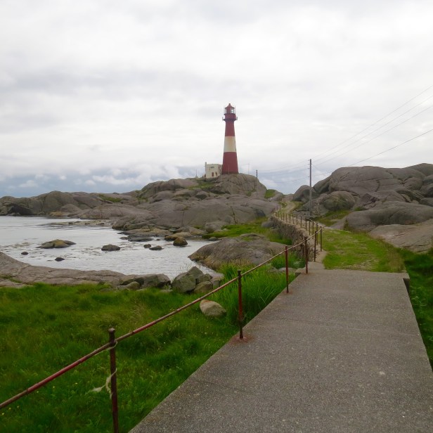 EF5ECAF3-C674-4DD2-8284-C41CB3F500B8